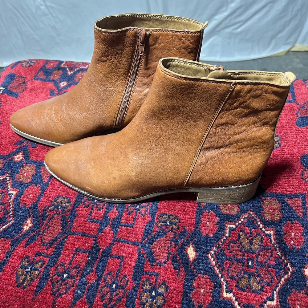 Lucky Brand Tan Ankle Booties